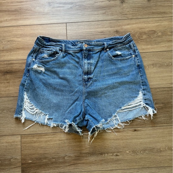 American Eagle Denim High Waisted Shorts - Picture 1 of 4